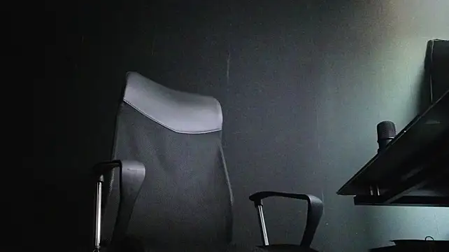 Chat +18 de FelixStarkk ao vivo