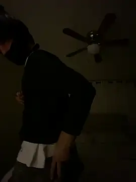bigdickbigass69 Show in webcam