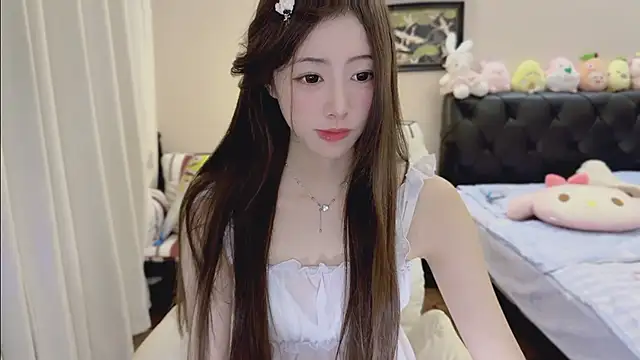 Evacute-top's Live XXX Chat