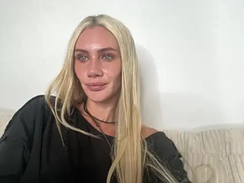 Elsa_24's Live XXX Chat