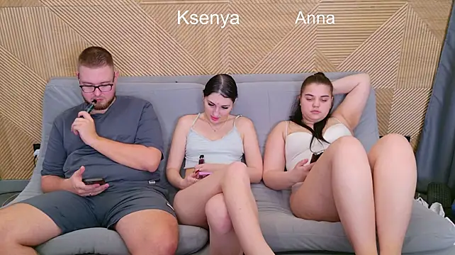 Chatroom XXX en direct de Ksenny