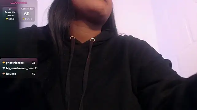 viictoria_gil's Live XXX Chat