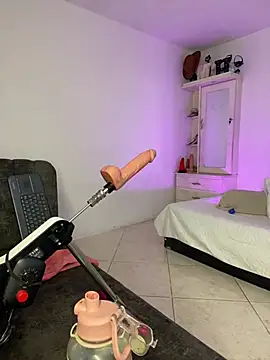 melissa_hot21: онлайн-секс-чат