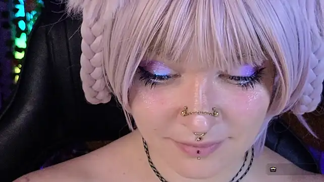 Živý XXX chat Mee-Meow