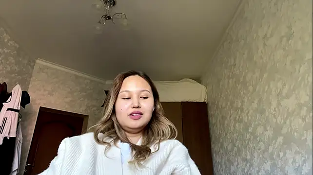 CarylonTeskey's Live XXX Chat