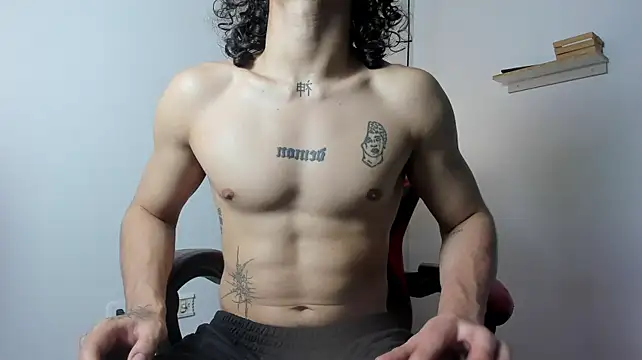 JackSavage_ লাইভ XXX চ্যাট