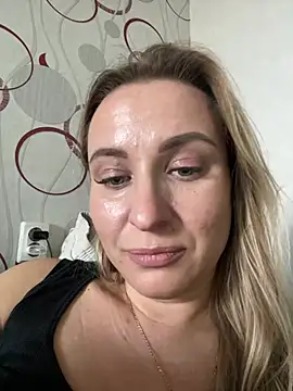 sweetOlga Adlı Modelin Canlı XXX Sohbeti
