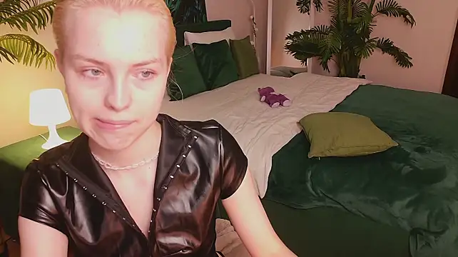 HannahHolliss – Naživo XXX chat