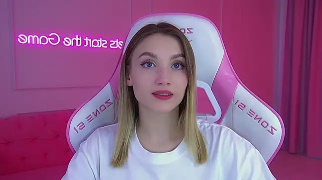 Онлайн чат XXX StacyEvances