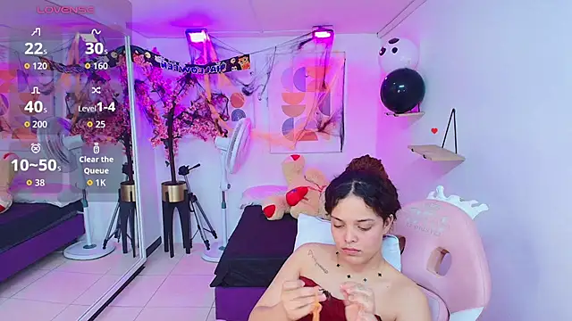 Maggy_t18's Live XXX Chat