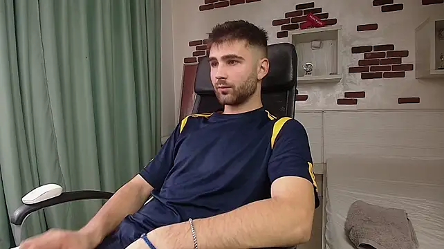 KyloEast Chat XXX in diretta