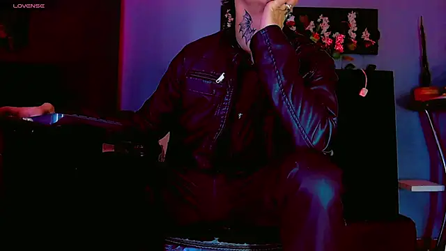 HannibalLester Chat XXX live