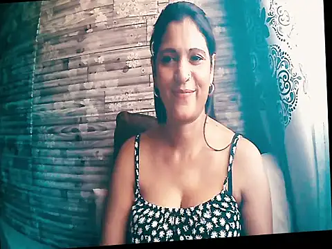 XXX chat uživo modela indianlusyy