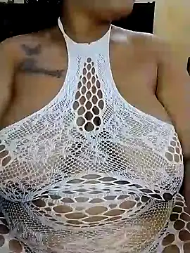 SweetestBootyXxX – Live XXX-chat