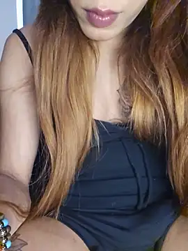 BigDickMAHI9 Adlı Modelin Canlı XXX Sohbeti