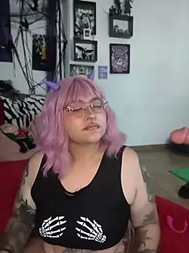XxGreenGoodxX's Live XXX Chat
