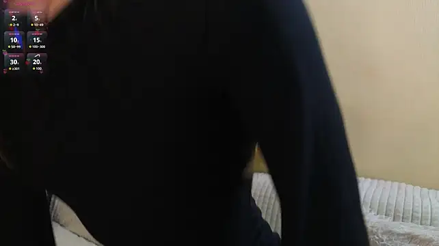 Chatroom XXX en direct de HarriettKitty
