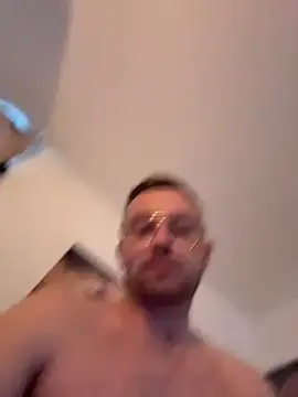 AleJaja92 现场XXX聊天