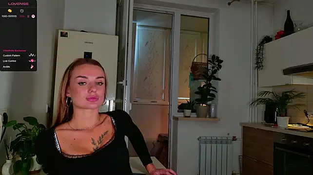 MissLovex Adlı Modelin Canlı XXX Sohbeti