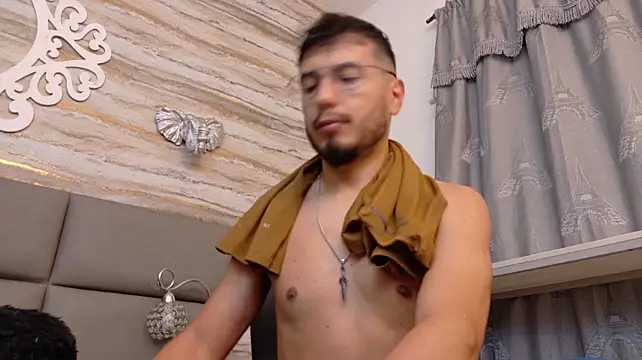 danthewolf – Naživo XXX chat