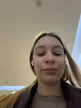 Chat XXX ao vivo de SashaCatt