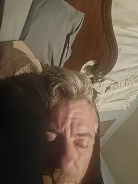 19JaSon83 élő XXX-chatje
