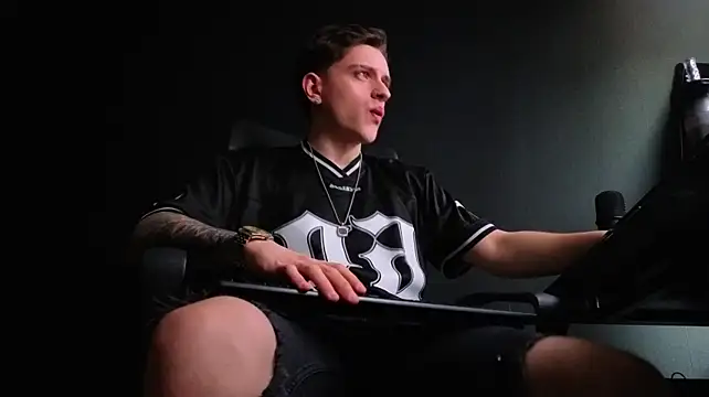 FelixStarkk: απευθείας συνομιλία ΧΧΧ