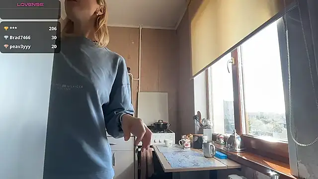 XXX chat uživo modela AngelJeni
