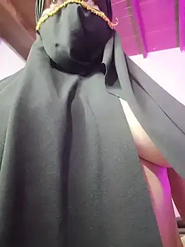 aryalla__ Adlı Modelin Canlı XXX Sohbeti