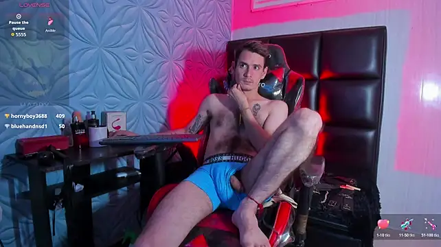 Chatroom XXX en direct de Mikesub_