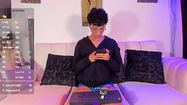 mhatias_ Chat XXX in diretta