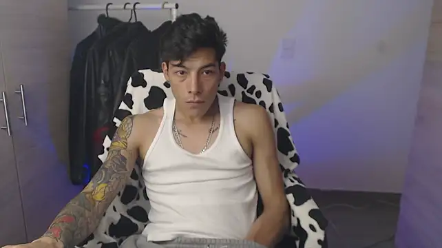 chomelo6 Live XXX-Chat