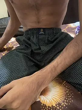 Mumbai_guyyのウェブカメラショー