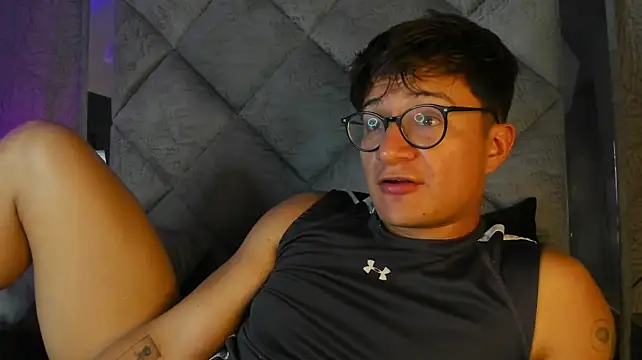 Hassbyd Live XXX Chat