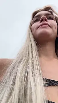 Chat XXX ao vivo de KikiWatson