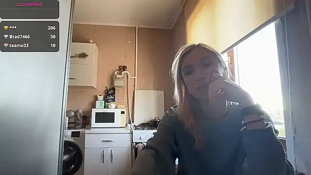 AngelJeni XXX чат на живо