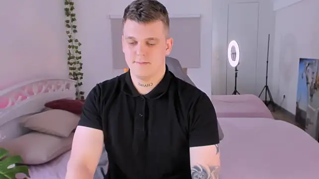 HotVanee – Naživo XXX chat