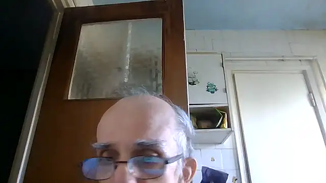 Chat XXX en directo de mariusica1@xh