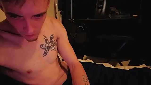 Ilovepussy1911's Live XXX Chat