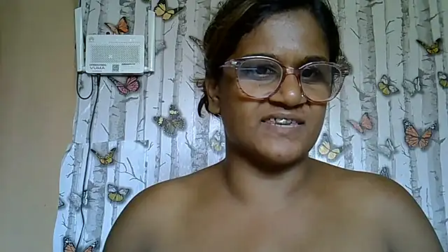 indianstrawberrylips4u 라이브 XXX 채팅