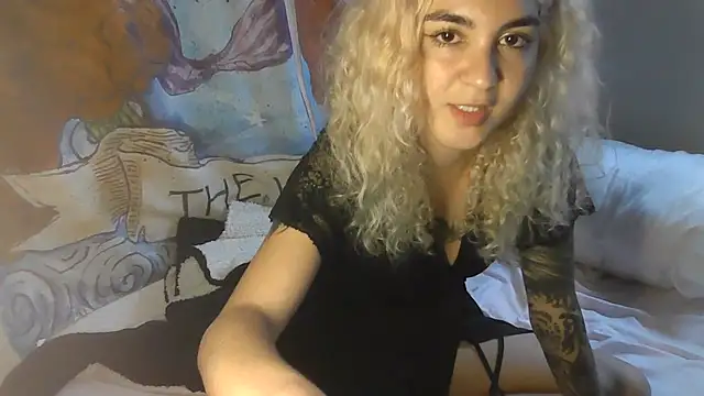 Apofenia Obrolan Langsung XXX