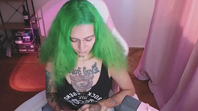Chat +18 de Ginger_Stay ao vivo