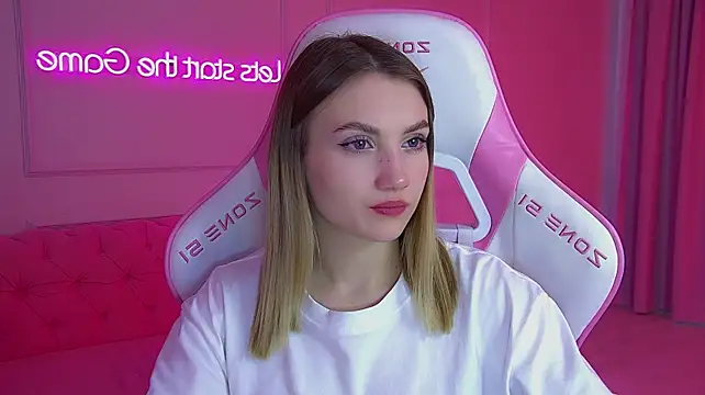 Chat +18 de StacyEvances ao vivo