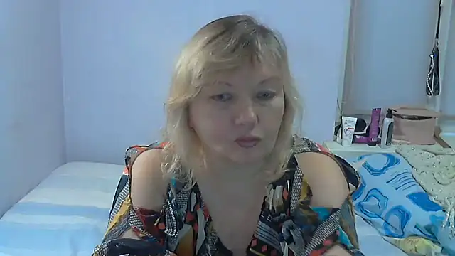 Lusi-777 Chat XXX live