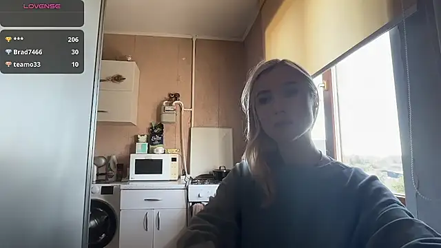 Chat XXX en directo de AngelJeni