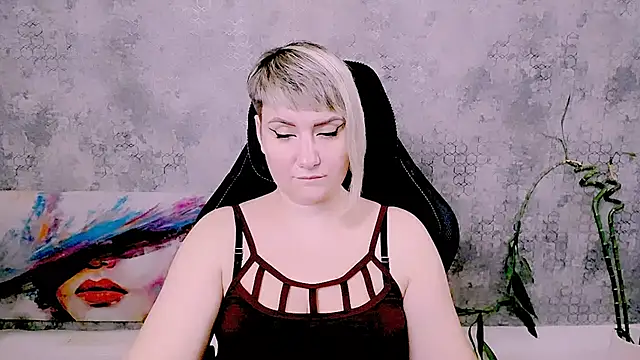 Djullia Chat XXX in diretta