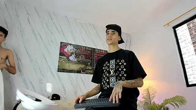 COOL_BOYS2n Live XXX chat