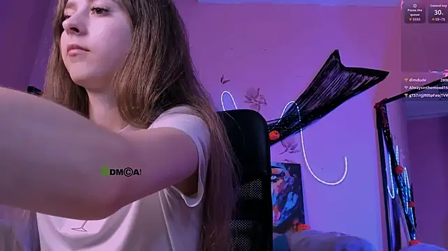 دردشة rebecca_smile الجنسية المباشرة