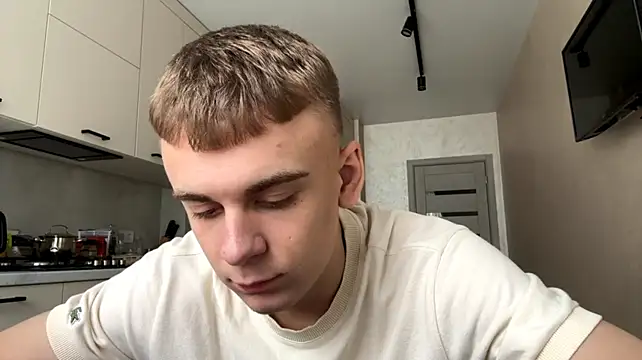 XXX chat uživo modela SoloFury