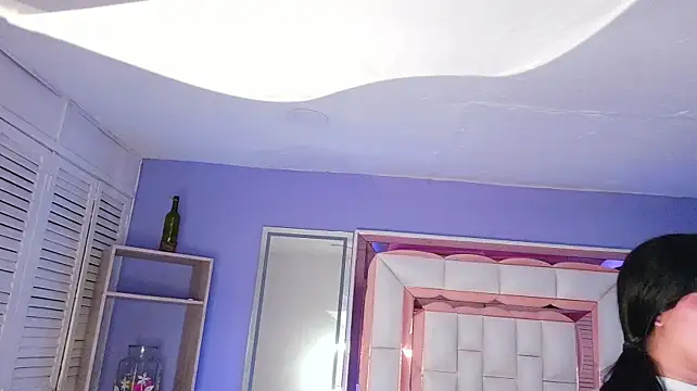 Chat +18 de scarlette_15_ ao vivo
